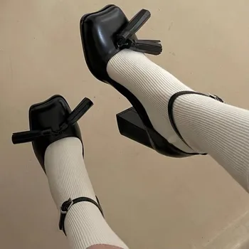 Mary Jane Shoes de Mulheres da Primavera E do Outono 2021 Novo Estilo de Cabeça Quadrada de Salto Alto bombas de Estilo Britânico Superficial Boca único sapato